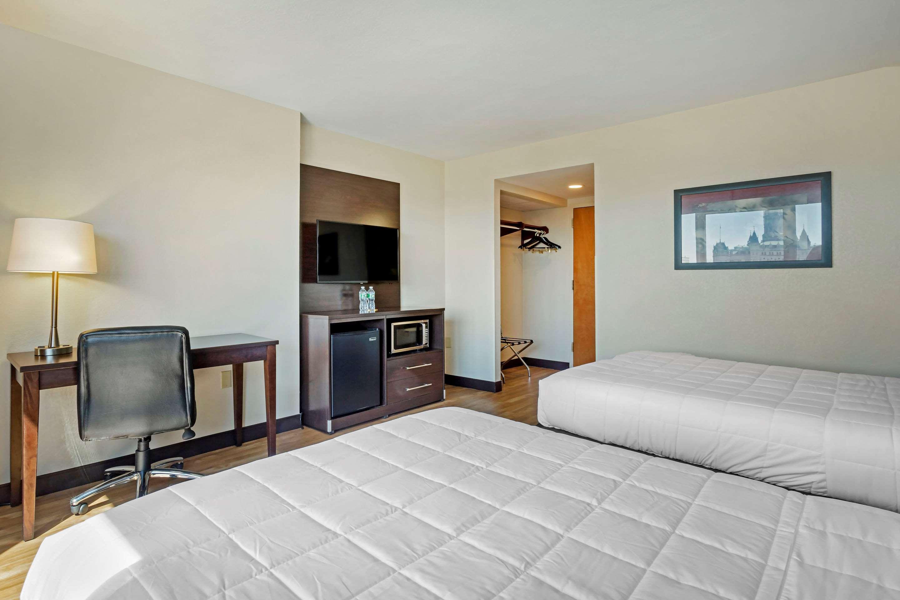 The Capitol Hotel Hartford Extérieur photo