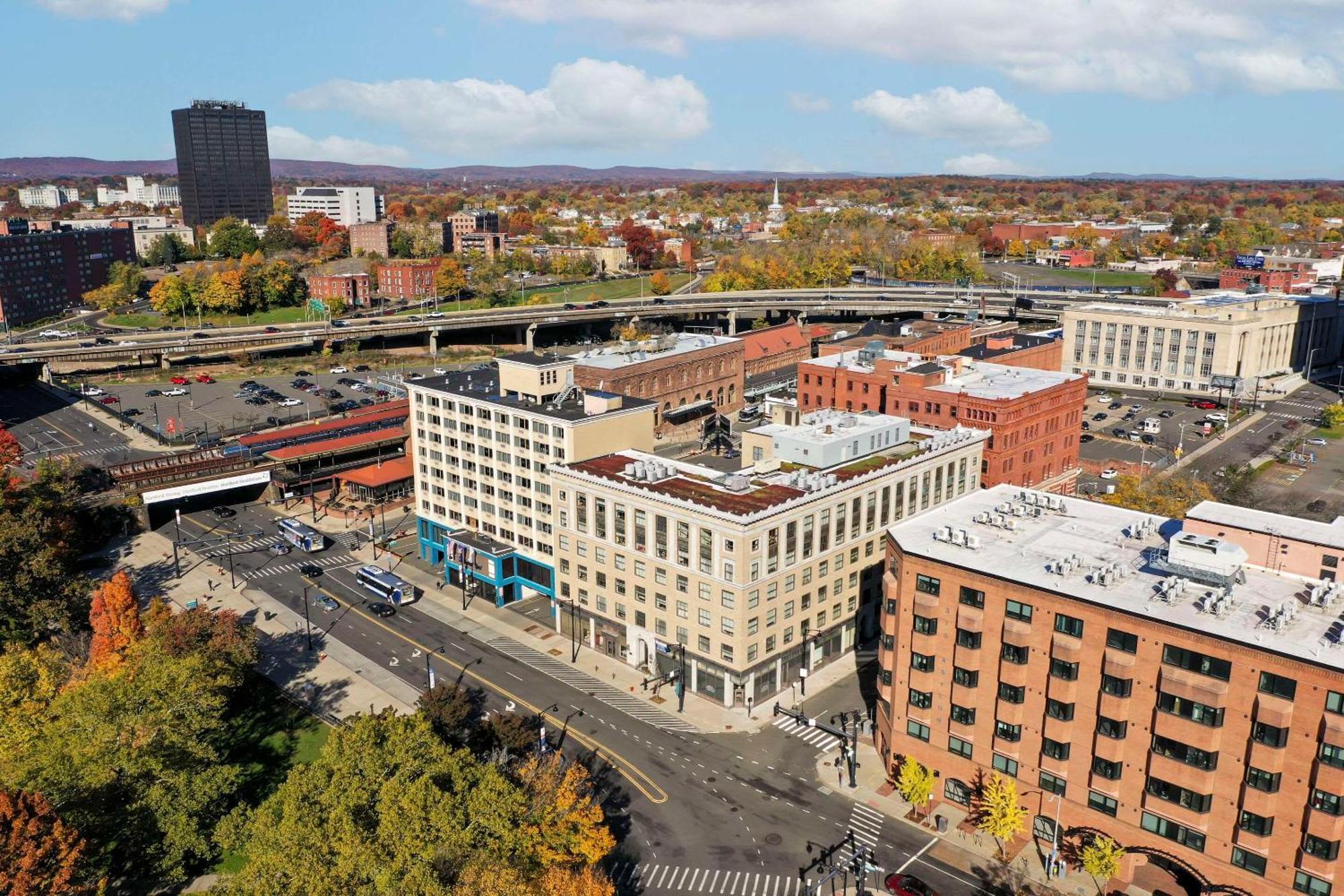 The Capitol Hotel Hartford Extérieur photo