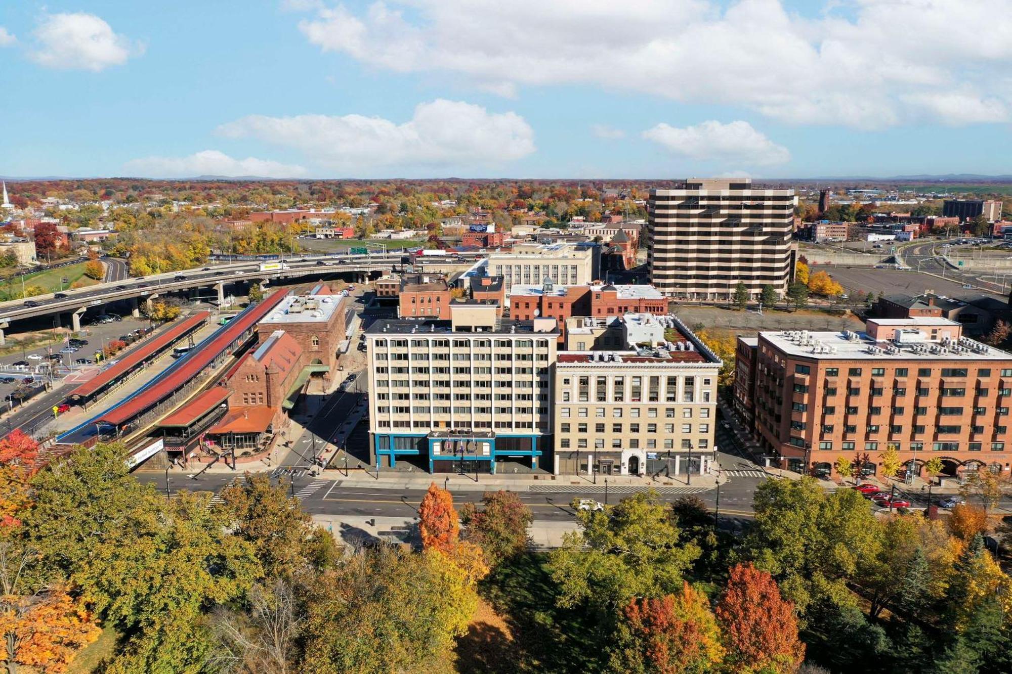 The Capitol Hotel Hartford Extérieur photo