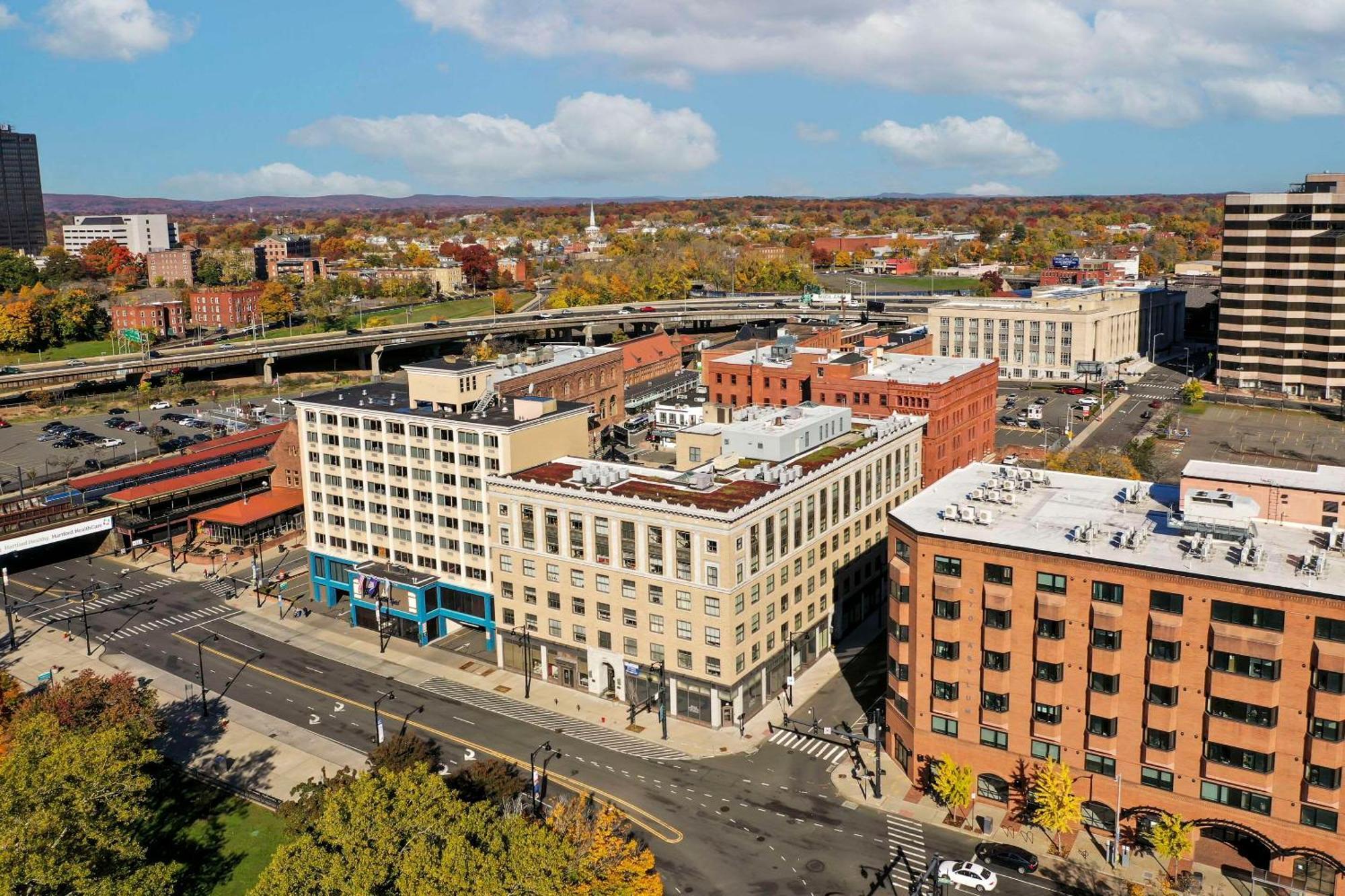The Capitol Hotel Hartford Extérieur photo